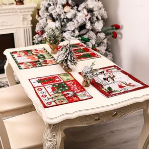 テーブルマットクリスマスパターンプレースマットコットンリネン断熱材プレイスマットパッドダイニングホームキッチンの装飾
