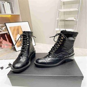 2022 Designer Channel Boots Shoes Nude Black Pointed Toe Mid Heel Long Short Boots Shoes ssp