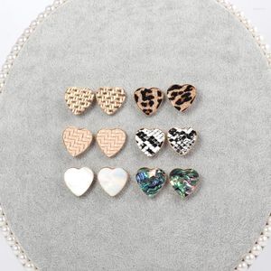 Studörhängen Style Heart Pearls Shell Leopard läder Snakeskin Abalone Rattan Woven Button For Women Jewelry