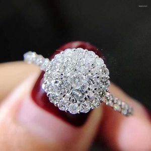 Wedding Rings Huitan Arrival Cubic Zirconia Women Full Round CZ Stone Luxury Proposal Engagement Silver Color Fashion Jewelry