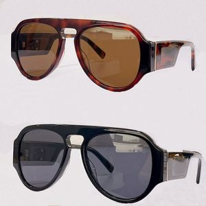 Tasarımcı Erkek ve Kadın Klasik Moda Güneş Gözlüğü 4402 Lüks Benzersiz Tasarım Çerçevesi UV Koruma Kişilik Stili UV400 Çerçeveli Gözlüklü Tam Çerçeve