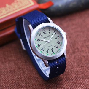 HBP Mens Saat örme tasarım moda kayışı iş saatleri kuvars hareketi elektronik kol saati Montres de Luxe