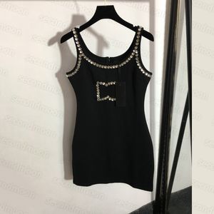 光沢のあるラインストーンのセクシーなドレスの女性のボディコンドレスクラブパーティー黒のドレスデザイナー通気性のファッション衣類