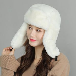 Czapki czapki czapki unisex zimowy ciepły kapelusz na earflapa traper Rosyjski zagęszcza podszewkę śniegu wiatroodporne stałe czapki kolorowe czapka bombowca 221105