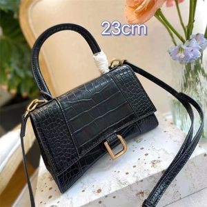 2023 Hot Lady shopping Bags Fashion Handbags Women Totes Shoulder Cross Body Half Moon Luxury Genuine Leather Classic Retro Purse wallets handle square With Box