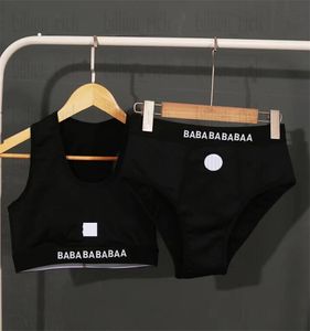 Lyxdesigner dam badkläder Beach bras byxor Set Bekväm tråd gratis sportunderkläder Svart vita underkläder