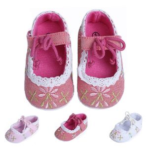 Baby Girl First Walkers skor nyf￶dda casual sko mjuk botten broderad blomma andas sm￥barnskor v￥r och sommarbarn tofflor