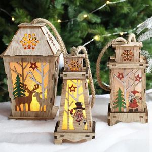 Weihnachtsdekorationen Nordischer Stil gestrichene hölzerne LED -Wind Laternen Baumanhänger Hausmöglichkeiten Urlaubsgeschenke
