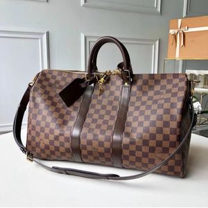 Designers Duffel Bags luxury large capacity travel sale women men Genuine Leather shoulder Fashion bag carry rivets with lock 45CM 50CM 55CM