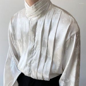 Mäns avslappnade skjortor kinesiska män långärmad modifierad veckad stativ krage blus vintage jacquard satin topp manlig koreansk stil hippie kläder