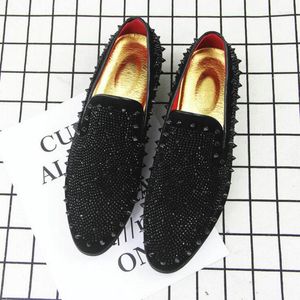 Dress Shoes Fashion Men Punk Rivet Rhinestone Black Party Wedding Pointed Teen Flats Driving Loafers