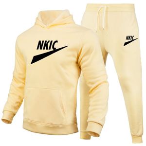 Große Größe 3XL Marke logo Trainingsanzüge Männer Running Set Casual Sport Jacken Hosen Sweatshirt Sportswear Trainingsanzüge Männliche Gym Anzüge