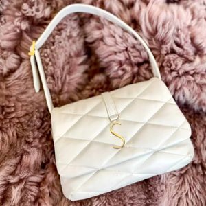 Fyrkantig quiltad overlock Lambskin Luxurys Lea57 Shoulder Hobo Bag högkvalitativ Clutch fashion Designers 10a väskor Dam handväska handväska för män Crossbody underarmsväska