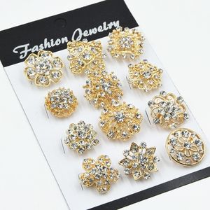 Pins Brooches Stunning Clear Diamante 12PCS Mixed Flower Bridal Bouquet Brooch Selling Gold Tone Women Wedding Cake 221107