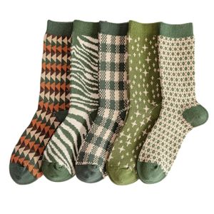 Socken Strumpfwaren Hohe Qualität Mode Vintag Warme Baumwolle Socke Herbst Winter Dame Dicke Casual Mädchen Mittleren Rohr Socken Für Frauen t221102