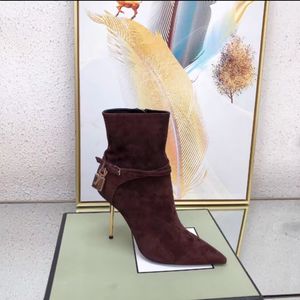 Stivaletti corti in pelle a punta da donna Tacchi alti in velluto rosso moda 7 11 cm Passerella di lusso per feste abito da sposa scarpe confezione regalo taglia 35-41