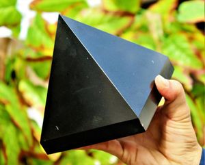 Dekoracyjne figurki Naturalne czarne turmalinowe kamienie lecznicze metafizyczna piramida