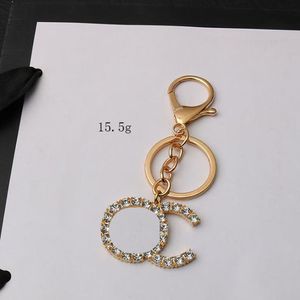 4Style Letter Keychains Märke Luxury Designer Läder Keychain Small Sweet Wind Metal Holder Pu Car Key Chain Fashion Accessories