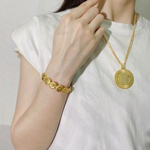 Luksusowe otwarte bransoletki Starożytny grecki wzór mankietu Banse Banshee Medusa Head Portret 18K Gold PlATED Woman's Designer Biżuteria Świąteczna impreza Prezenty MB1 -21