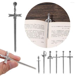 6pcs/set antik kılıçlar bıçak yer imi cazibe metal yer imleri manyaklar kitap işaretleri zanaat malzemeleri diy mücevher yapımı