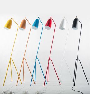 Moderne minimalistische industriële vloerlampen die licht staan voor woonkamer leesverlichting loft ijzeren driehoek stand lamp kleurrijk7947105