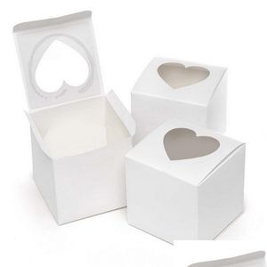 F￶rpackningsboxar PVC Window Cupcake Box 7 5x7 5cm Vit glansig hj￤rtformad kaka presentf￶rav￥n