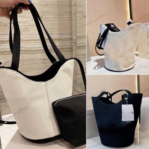 Shopping bag fashion Shoulder Wallets 5A designer Canvas High capacity handbags Women commute classic luxury tote Female Purses 2201110