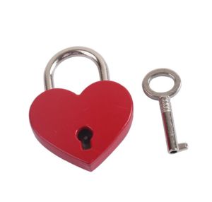 500PCS Party Favor Serce Kształt Vintage Metal Mini Padlock Mała worka walizka bagażowa Pudełko Dzienniczko Klucz Zablokowanie Klucz z kluczem SN173