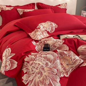 Luxury Bedding Set European Style Bedclothes Flowers Art Embroidery 60S Egyptian Cotton Duvet Cover Bed Sheet Pillowcases Pure Red Weddding Home Textile