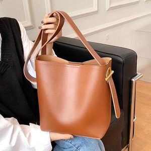 Shoulder Bags Brand HBP Capacity Bucket Handbag Women PU Leather Wide Strap Design Ladies Crossbody Shopping Bag Female