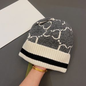 hattar designer mössa Stickning Lyx mössa höst och vinter topp kashmir mjuk beanie atmosfär dagligen mångsidigt temperament mode Casual varm mycket trevlig