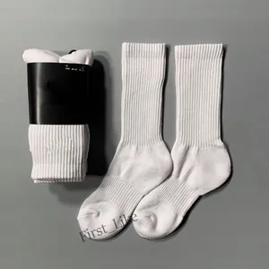 Explosion model stylish sports sock wholesale price cotton material casual socks brand for men