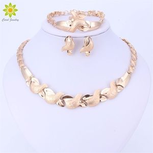 Bröllopsmycken Set Costume Statement Halsband Armband Earring Ring Fashion Gold Color Romantic Classic Accessories 221109
