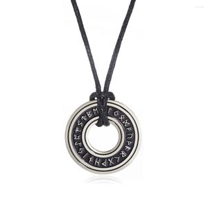 Anhänger Halsketten Dawapara Wikinger Runen Halskette Nordischer Runenältester Futhark Kreis Talisman Irland Religion Vintage Geschenk Edelstahl