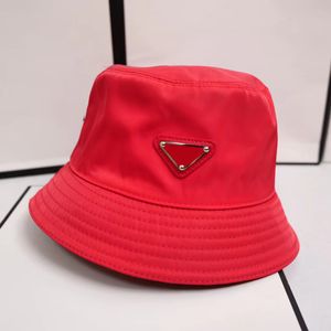 gorro de grife feminino casquette chapéus de balde de luxo vermelho preto Letras triangulares invertidas gorro masculino chapéu de inverno casual masculino e feminino boné de beisebol