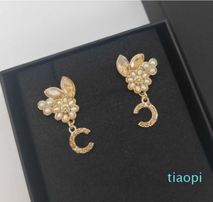 2022 Luxury quality Charm drop earring with flower design and diamond in 18k gold plated have box stamp