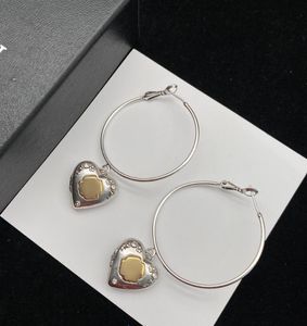 Fashion Retro Heart Charm Dangle Hoop Earring Personality Big Circle Drop Earrings Eardrop Women Designer Jewelry Party Anniversary Gift