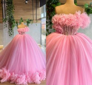 Fantastik pembe tatlı 16 quinceanera elbiseler puf tül prenses balo elbisesi muhteşem fırfırlar boncuklu resmi parti balo özel gün doğum günü elbisesi cl1415