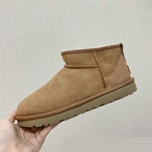 Futro wełniane zimowe buty śnieżne męskie botki moda damska bawełniane buty na platformie Super Mini krótkie botki śniegowce Botas De Invierno Para Mujer