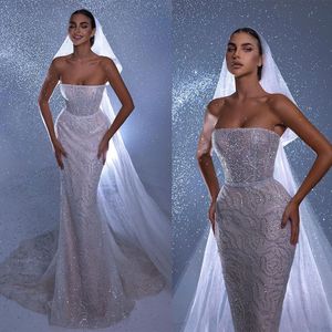Glamorous Mermaid Wedding Dresses Strapless Sleeveless with Flower Shape Appliques Court Gown Backless Custom Made Plus Size Bridal Dress Vestidos De Novia