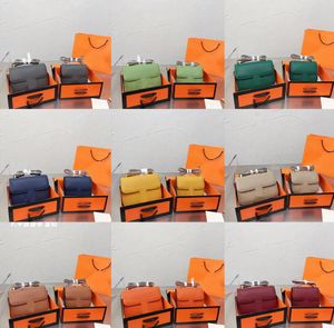 14 colorir bolsas de ombro feminino de 14 colorido letra de fivela de fivela de fivela saco de envelope saco feminino Flip Flip Messenger Bolsa de luxo Bolsa de lazer embreagem