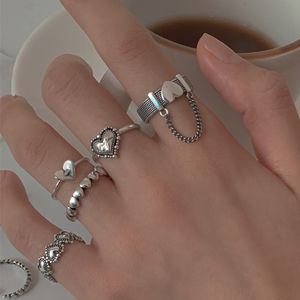 Punk Love Heart Ring Set 5pcs Personality Temperament Zircon Silver Color Geometric Rings for Women Fashion Goth Jewelry