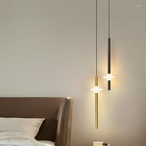 Ljuskronor modern lång ljuskrona minimalistisk guld svart sovrum linje nordisk rör säng lampa bar liten foajé