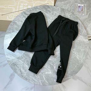 Sonbahar Çocuk Giyim Erkek ve Kadın Spor Takım Kazanma Kazak Kapşonlu Kazak Pantolon İki Parça Set Yüksek Kalitesi