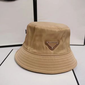 Chapéu de grife feminino casquete de luxo gorro masculino gorro de inverno para mulher chapéu de balde Triângulo invertido carta marca bonés clássicos ajustados gorros