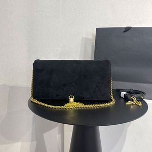 Borlas com fosco Bolsa de vela de axila feminina Designer mini -axila bolsas de ombro em corrente Bolsas de ombro de couro removível Bolsa de ombro cruzado Bolso de zíper interior