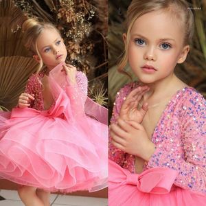 女の子のドレスピンクスパンコール長袖付き短い花のドレス