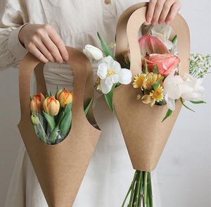 Prezent Przenośne kwiatowe pudełko Wodoodporna papierowa torba do pakowania kwiaciarnia Świeży przewoźnik bukiet koszyk ślub