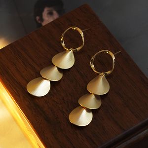 New designed Tassel ear stud women cool simple long earrings Ginkgo leaf punk style luxury hanging earring Designer Jewelry X345