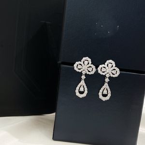 Luxury Dangle rh ngen Full Crystal Four Leaf Clover Diamond Loop Silver Needle Drop Brides Wedding Jewelry Party Gift for Women Lovers